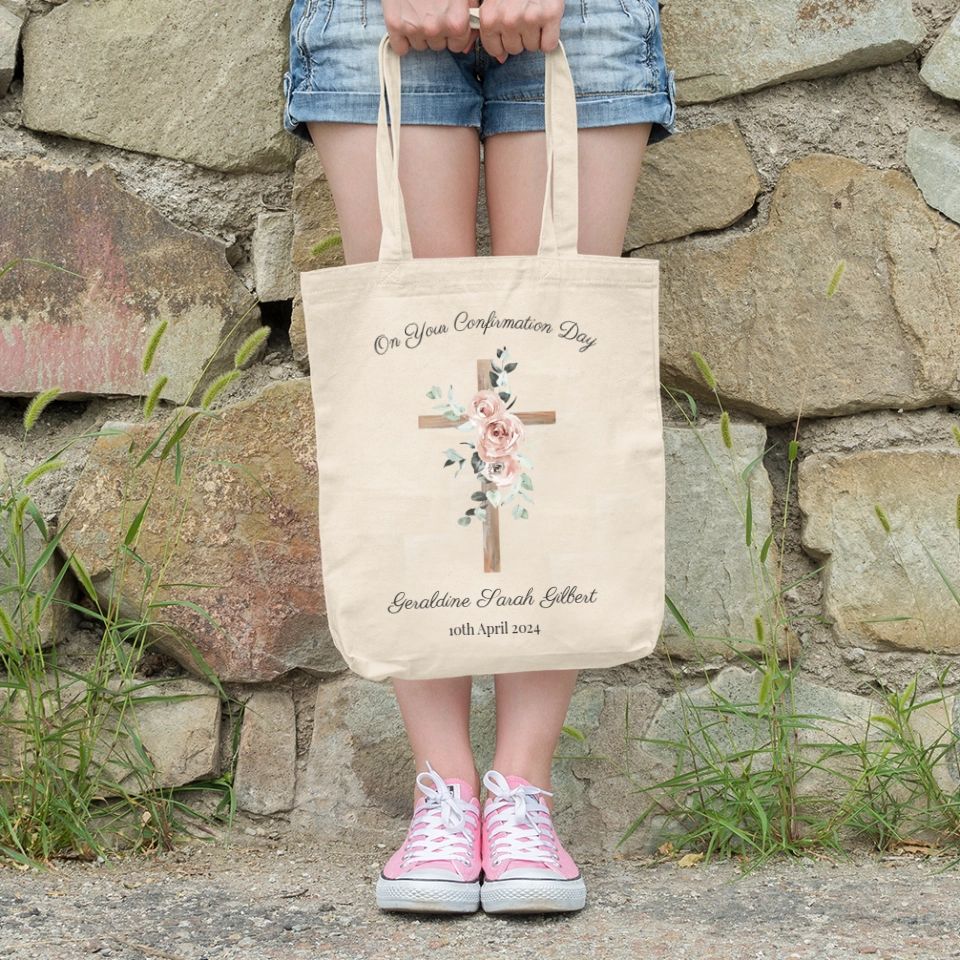 Stylish and Sentimental: The Perfect Personalied Tote Bag for Girls’ Confirmation