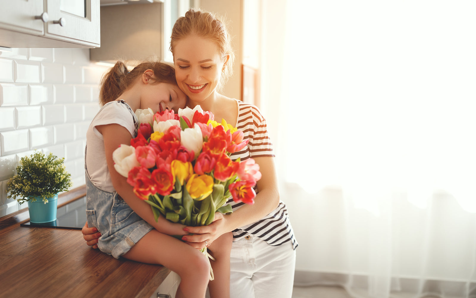 How to Spoil Your Mam in Lockdown for Mother's Day 2021 | WowWee.ie