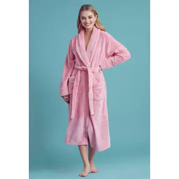 Luxury Fluffy Dressing Gown for Women: Soft, Warm, Cosy & Elegant