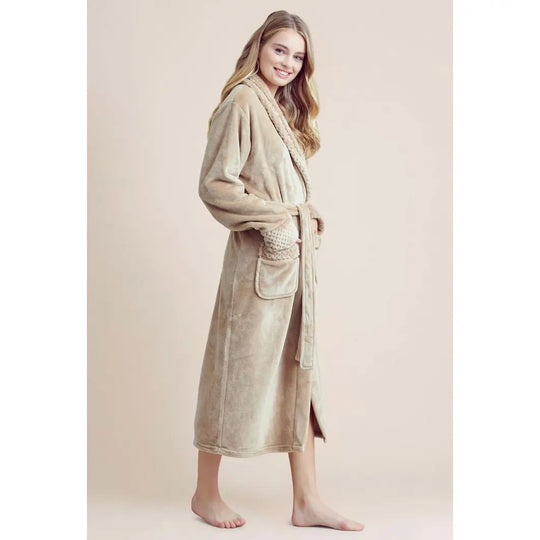 Luxury Fluffy Dressing Gown for Women: Soft, Warm, Cosy & Elegant