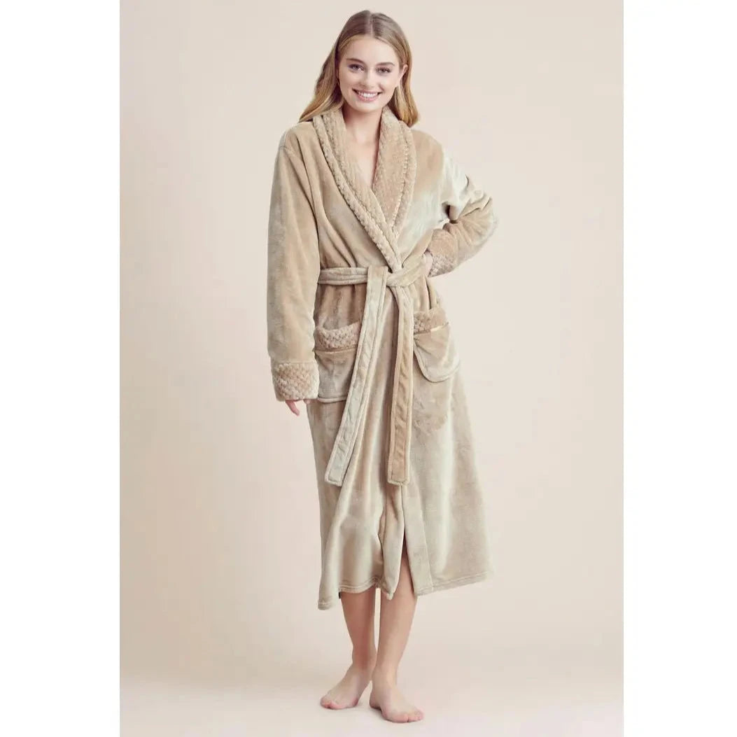 Luxury Fluffy Dressing Gown for Women: Soft, Warm, Cosy & Elegant