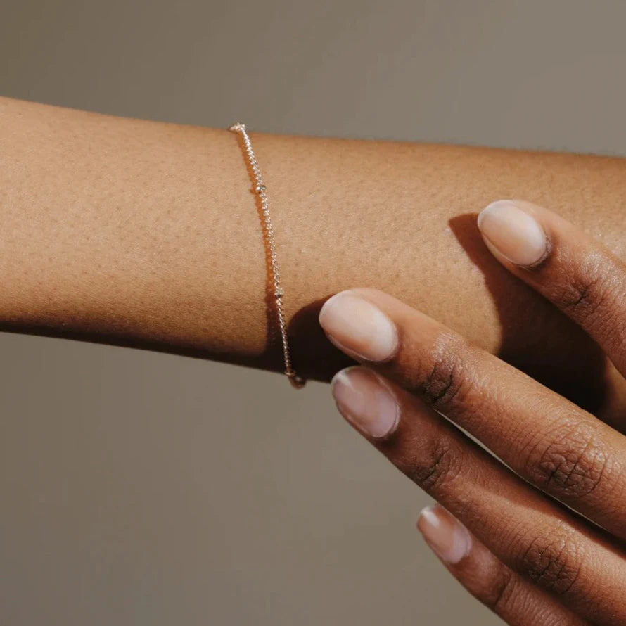 Dotted Gold Bracelet - Slim and Elegant