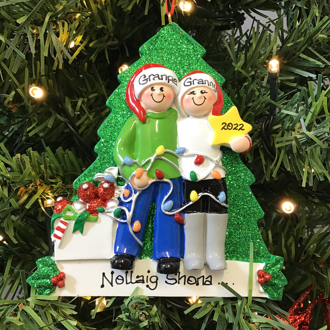 Personalised Christmas Ornament - Decorating the Tree Couple